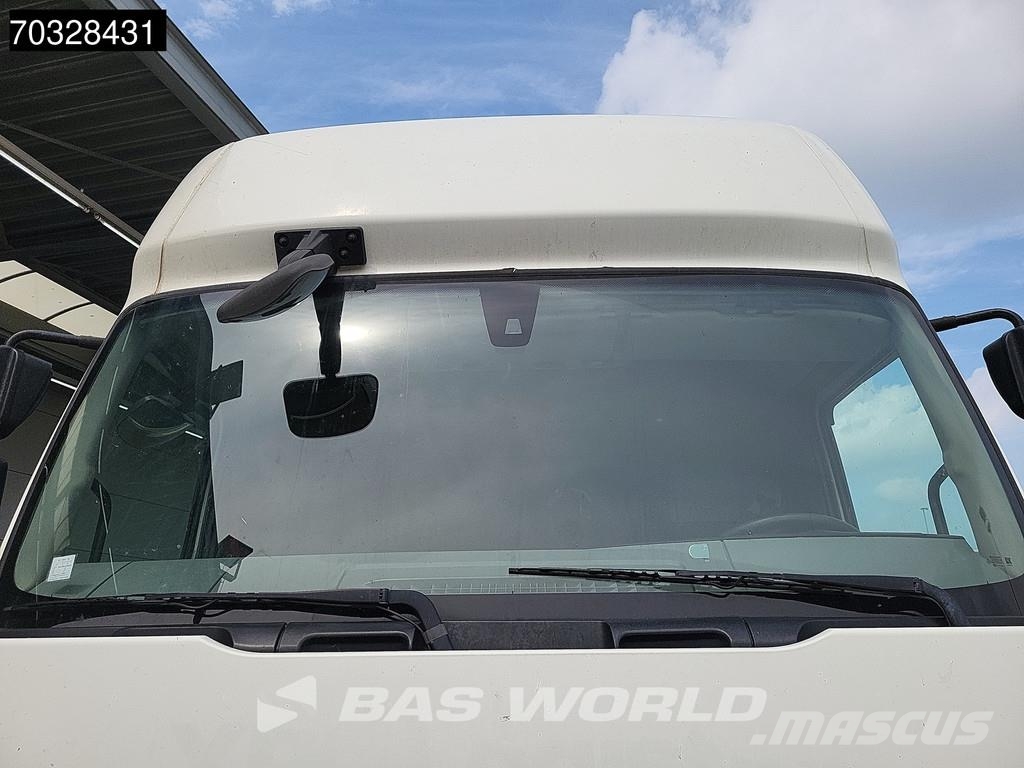 Renault D 320 D 4X2 18tonner 2000kg Ladebordwand Automatic Camiones con caja de remolque
