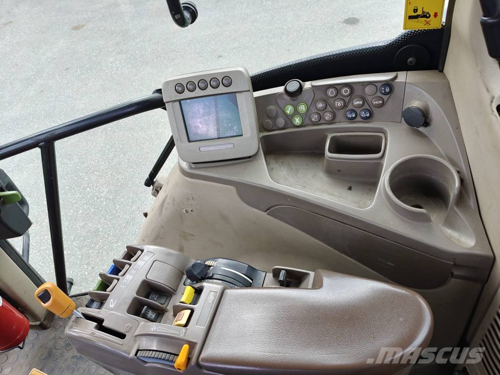 John Deere 6830 Premium AP الجرارات