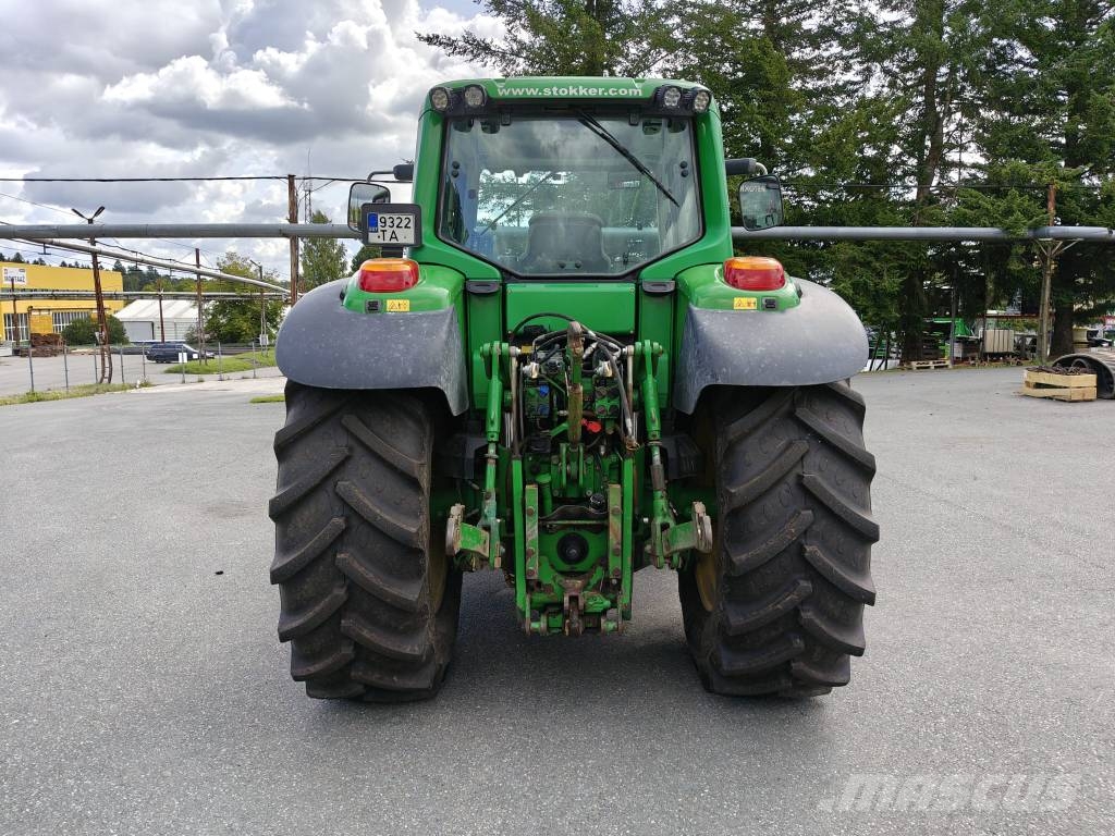 John Deere 6830 Premium AP الجرارات