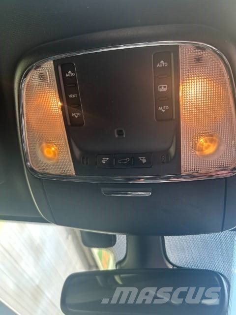 Jeep Grand Cherokee Bestelwagens met open laadbak