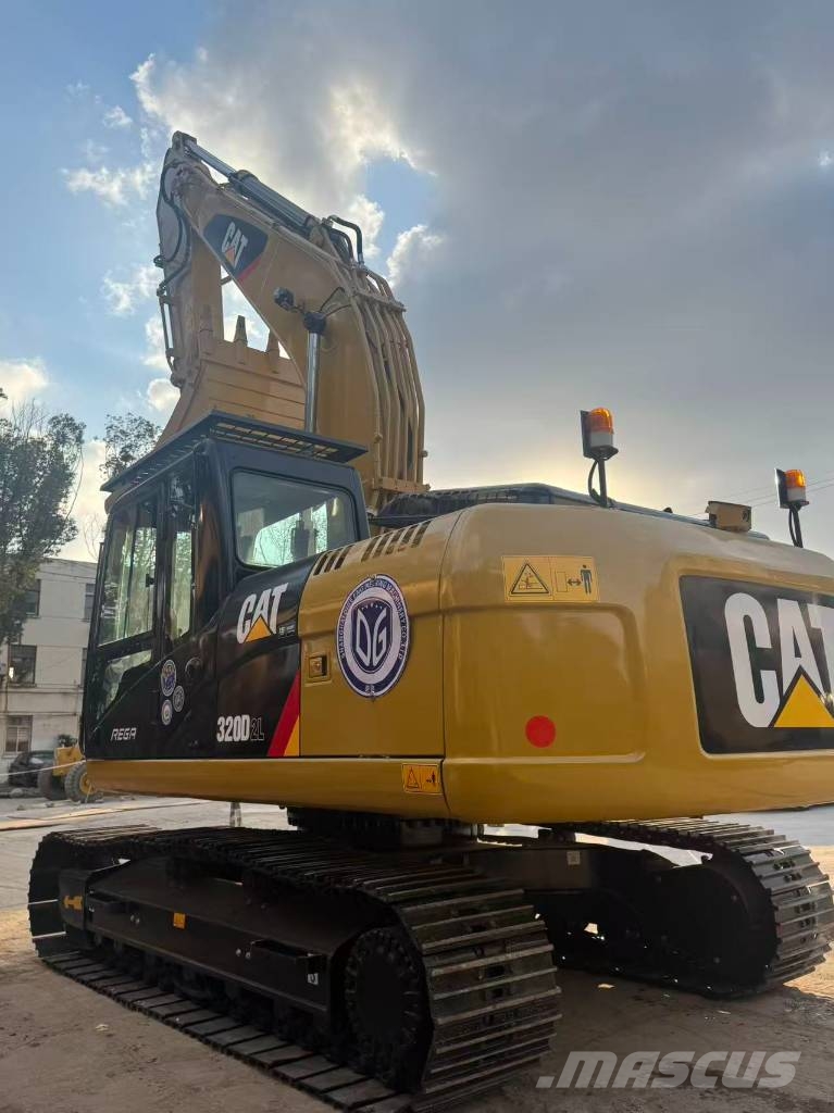 CAT CAT320D 中型挖土機/掘鑿機/挖掘機 7t-12t