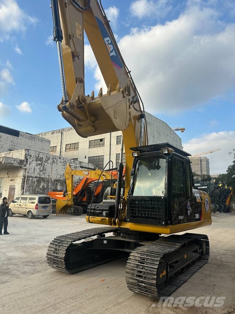 CAT CAT320D 中型挖土機/掘鑿機/挖掘機 7t-12t