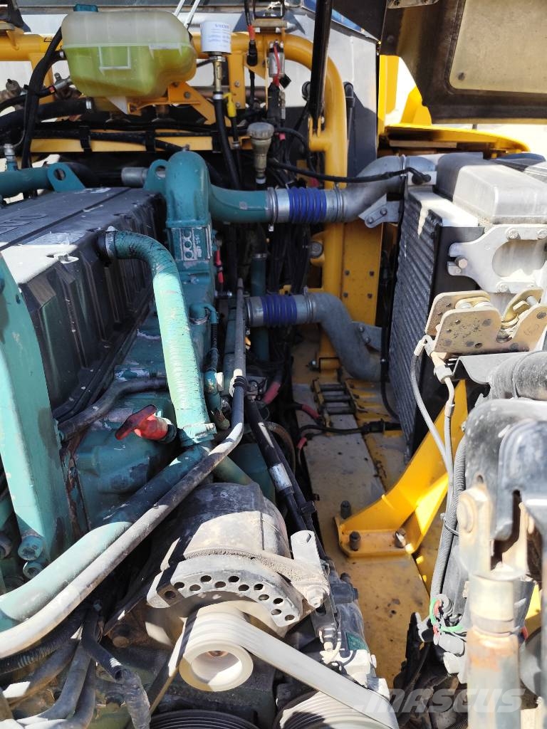 Volvo A 35 D Knik dumptrucks
