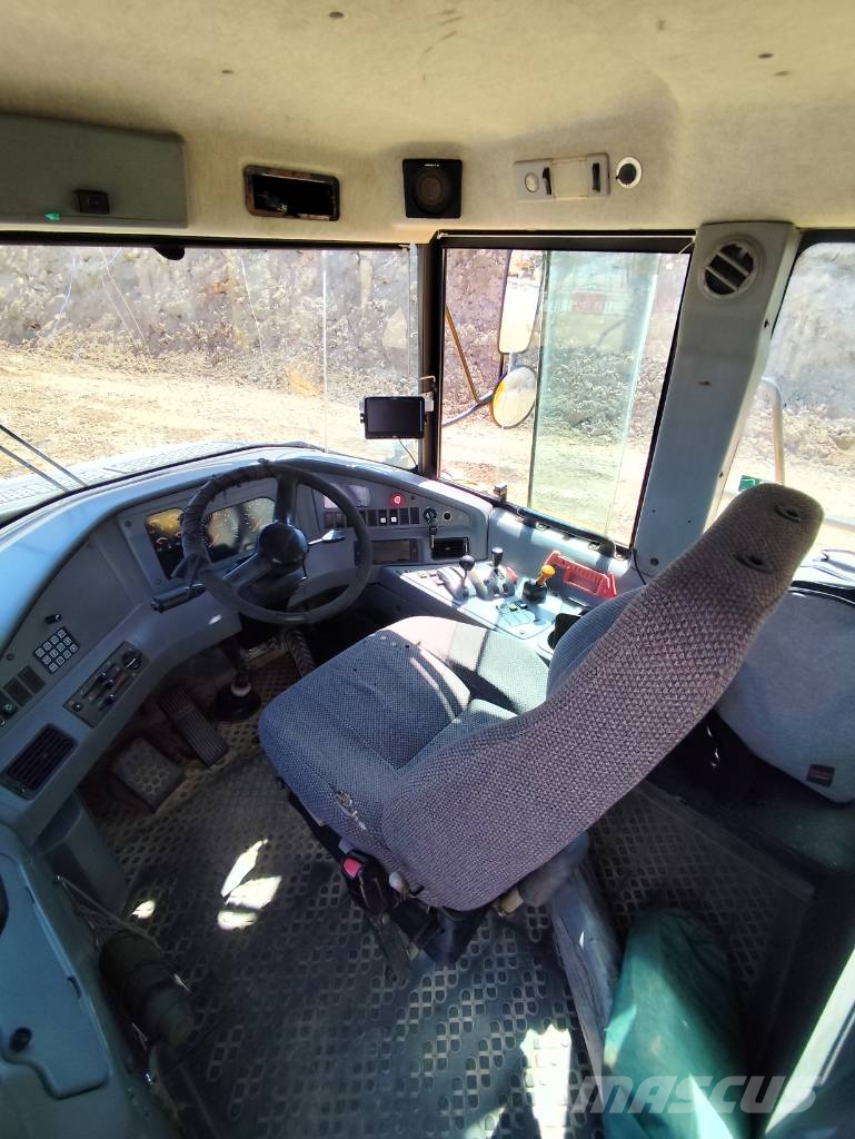 Volvo A 35 D Knik dumptrucks