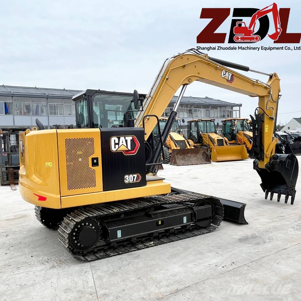 CAT 307 Paletli ekskavatörler