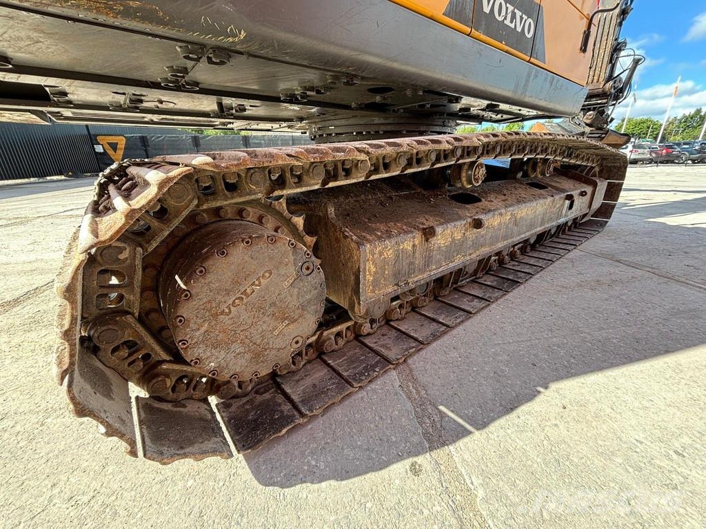 Volvo EC 220 EL 3D / TILTROTATOR / CENTRAL LUBRICATION / حفارات زحافة