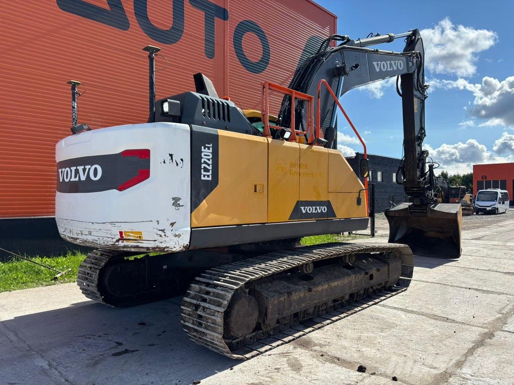 Volvo EC 220 EL 3D / TILTROTATOR / CENTRAL LUBRICATION / حفارات زحافة