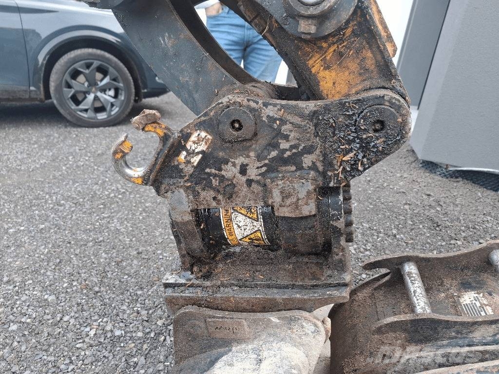 Hyundai R30 Z-9AK Minigraafmachines < 7t