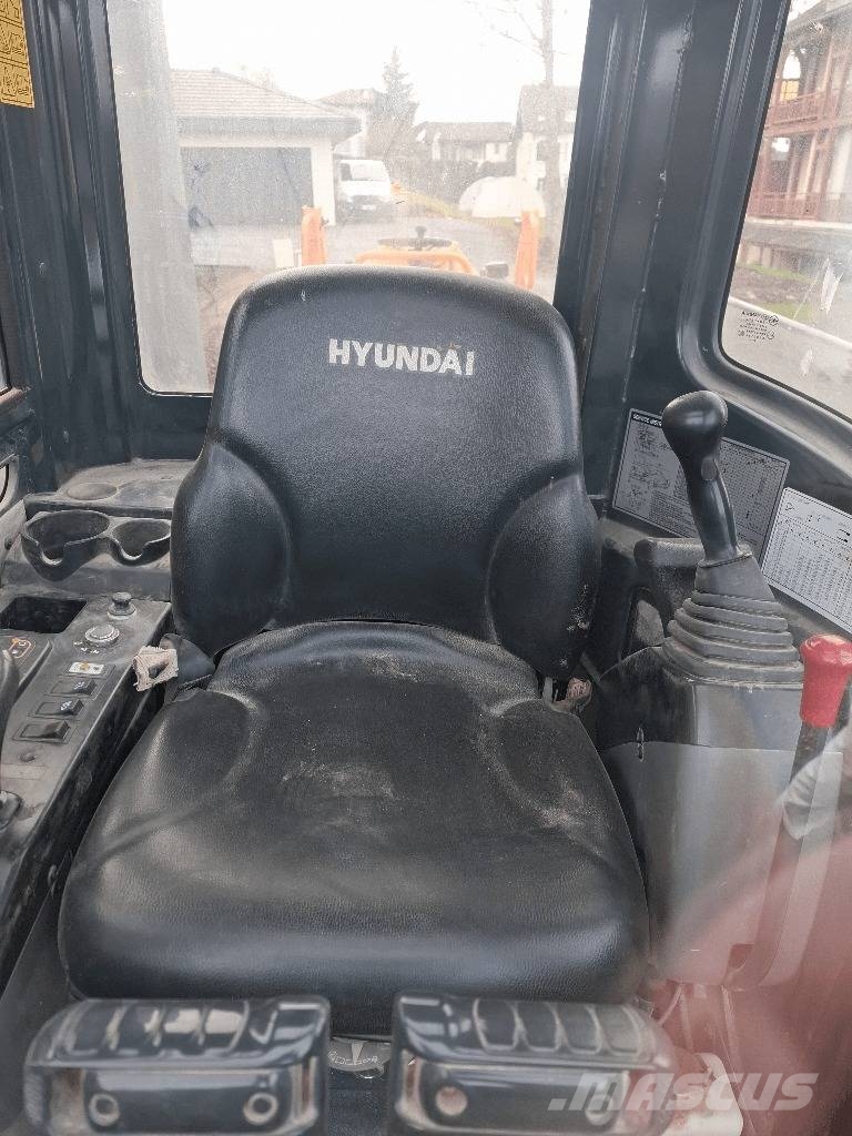 Hyundai R30 Z-9AK Minigraafmachines < 7t