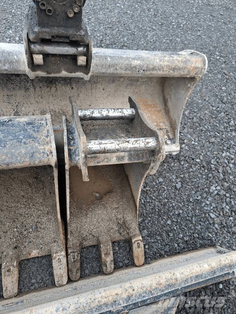 Hyundai R30 Z-9AK Minigraafmachines < 7t