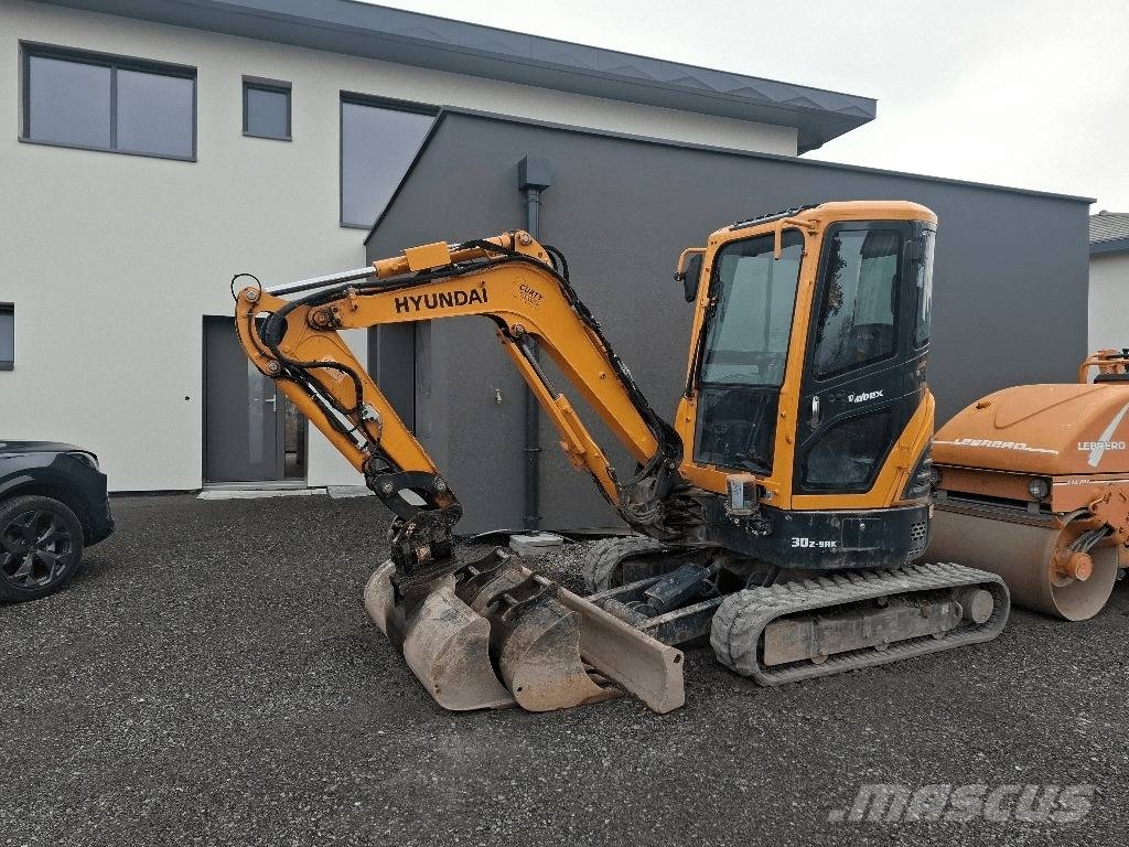Hyundai R30 Z-9AK Minigraafmachines < 7t