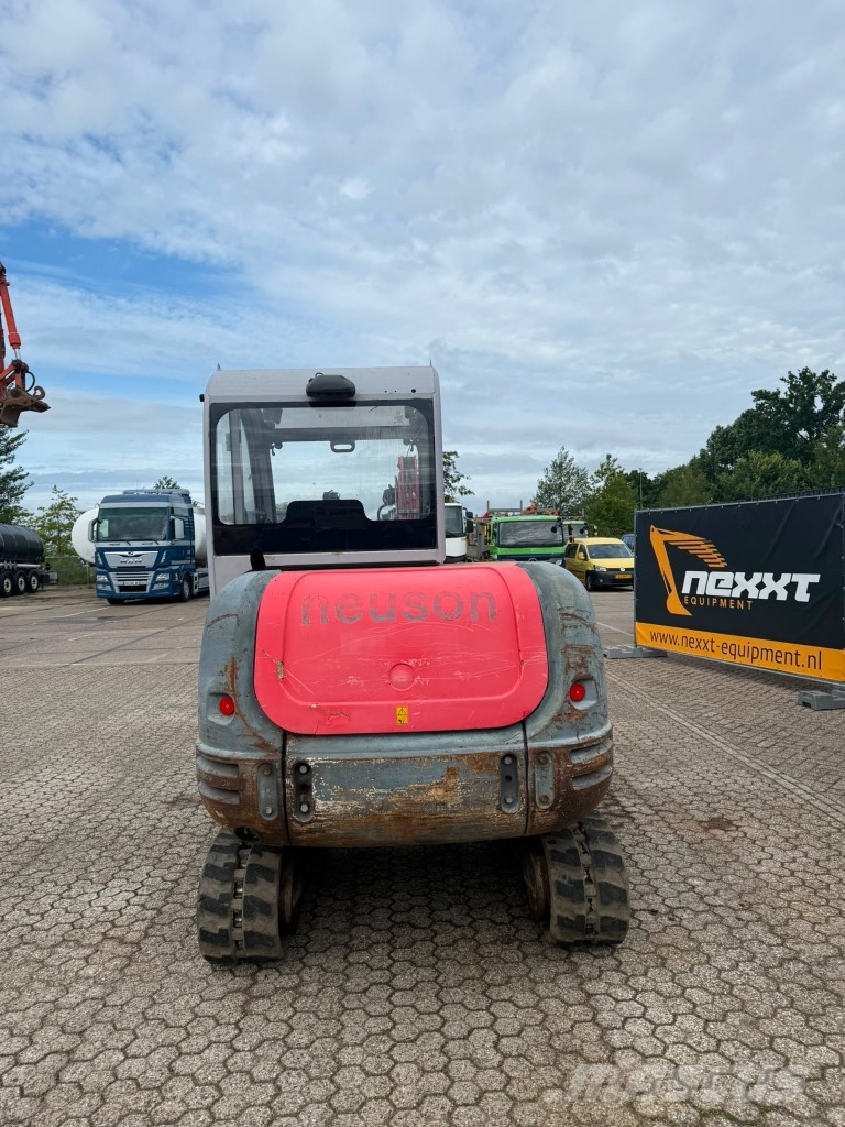 Neuson 3503 RD Mini excavators < 7t
