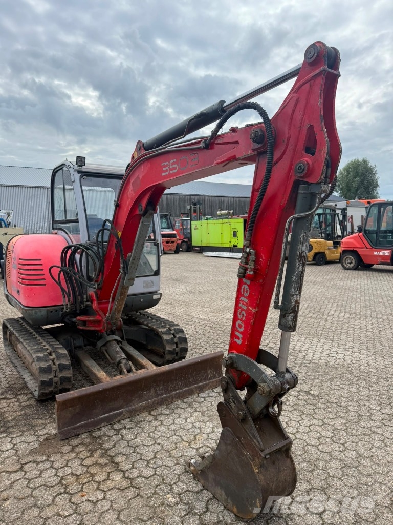 Neuson 3503 RD Mini excavators < 7t