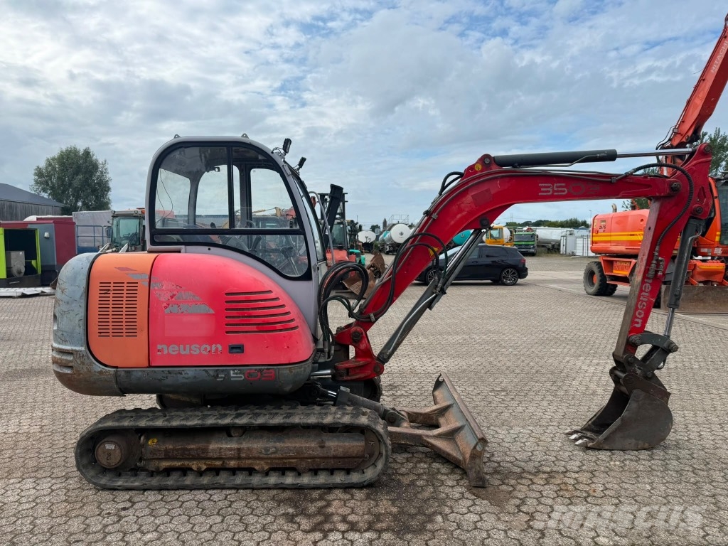 Neuson 3503 RD Mini excavators < 7t