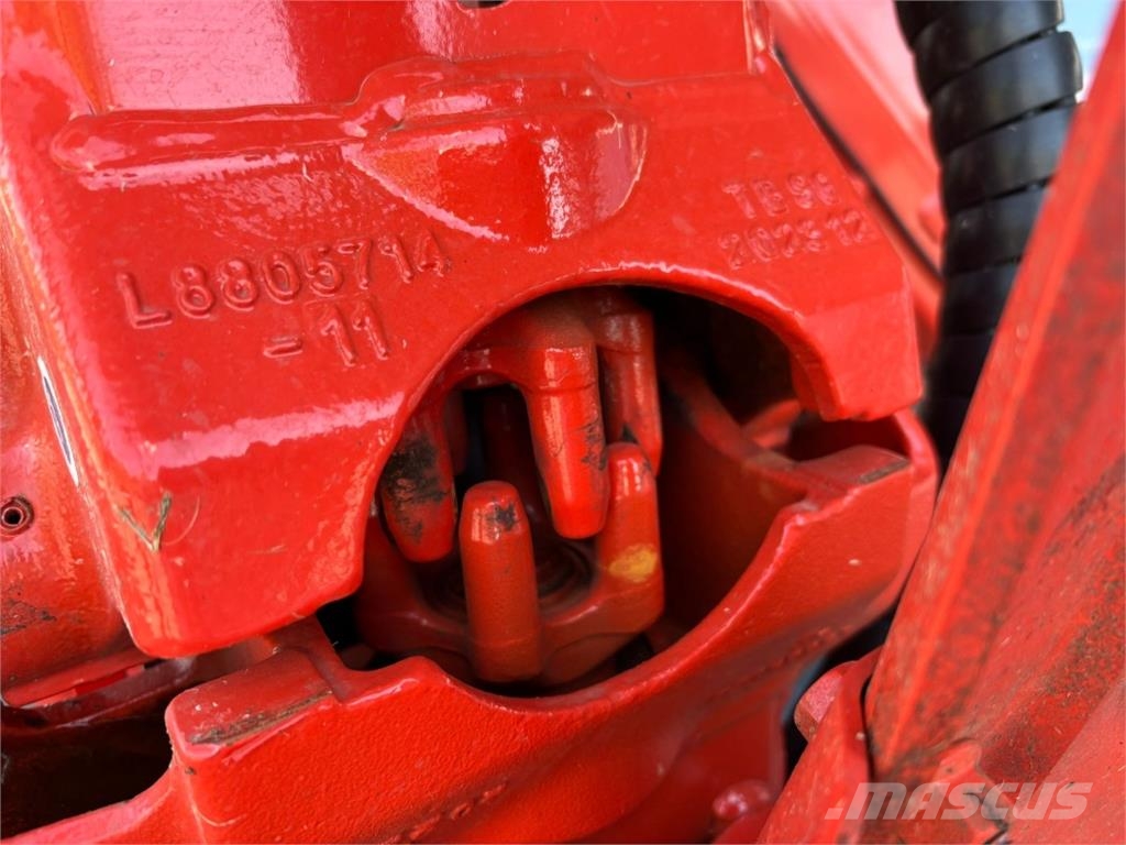 Kuhn GF 13003 DEMO مكابس وميبسات التبن