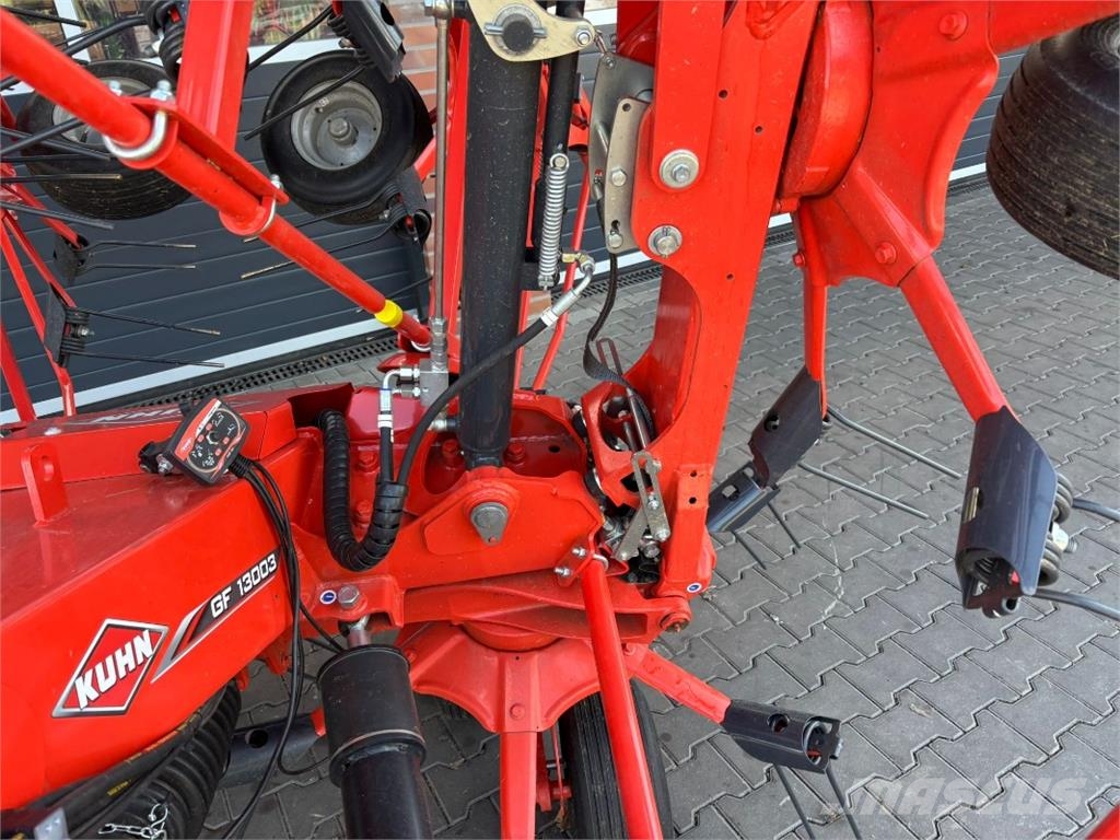 Kuhn GF 13003 DEMO مكابس وميبسات التبن
