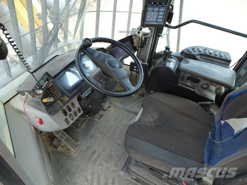 Komatsu WA 500-7 Фронтальные погрузчики