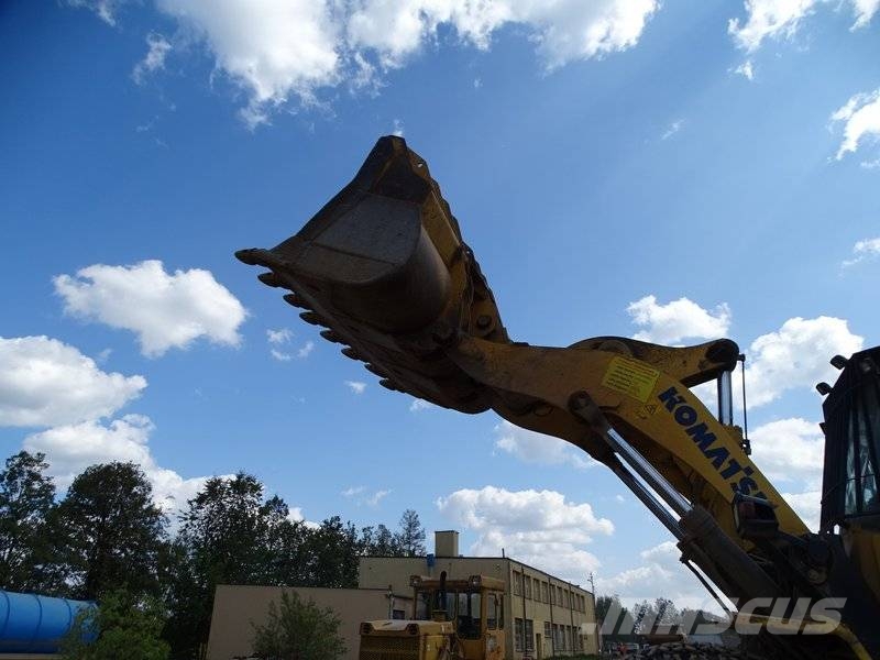 Komatsu WA 500-7 Фронтальные погрузчики