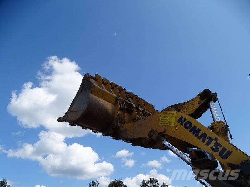 Komatsu WA 500-7 Фронтальные погрузчики