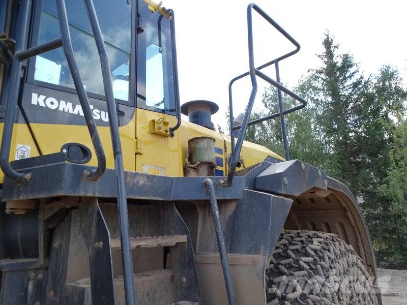 Komatsu WA 500-7 Фронтальные погрузчики