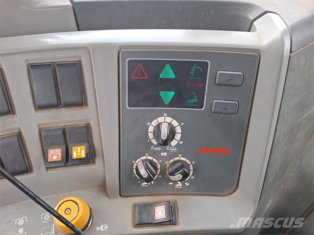 CLAAS AXION 850 4X4 Ostalo za građevinarstvo