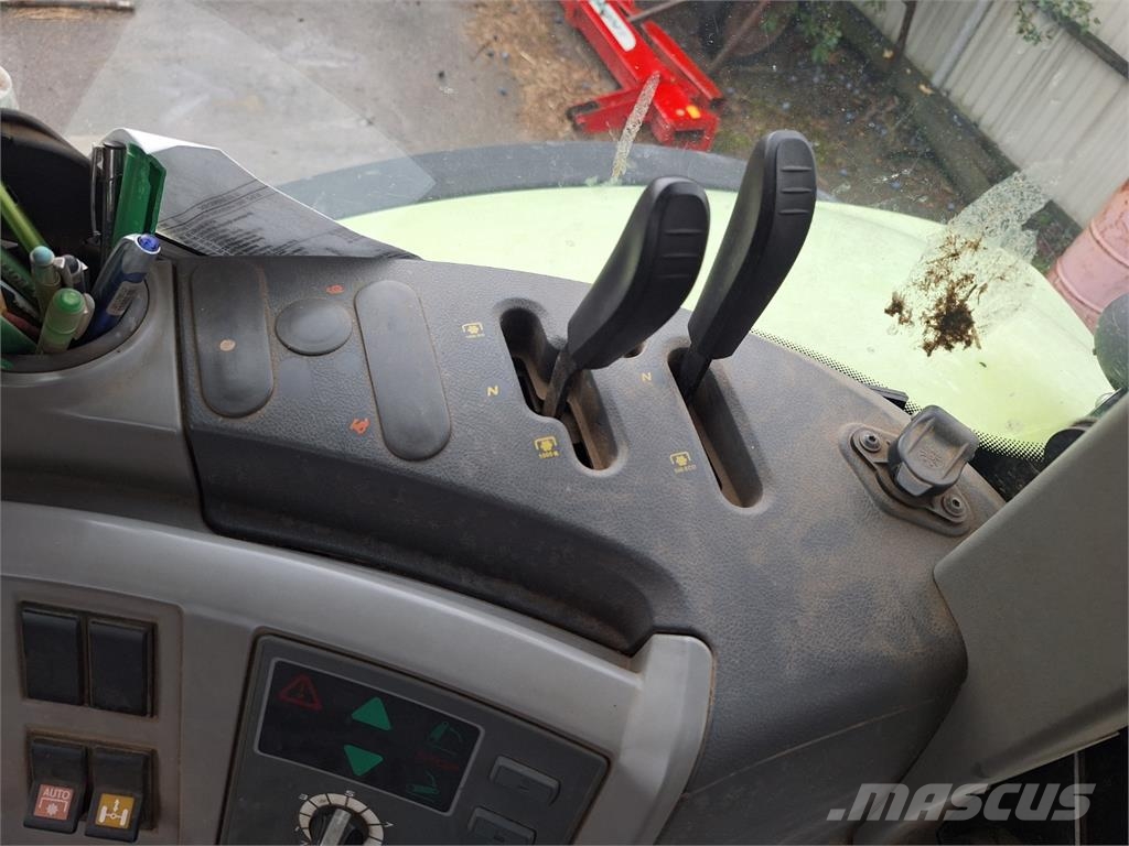 CLAAS AXION 850 4X4 Ostalo za građevinarstvo