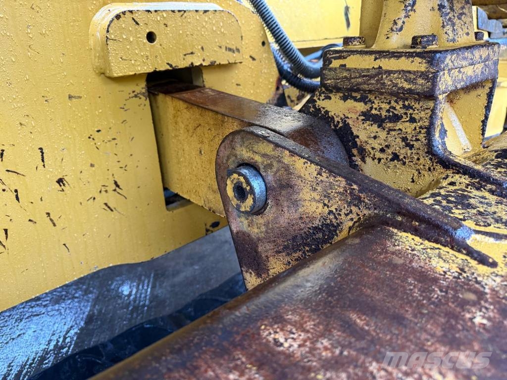 CAT D 6 N LGP lánctalpas dózerek