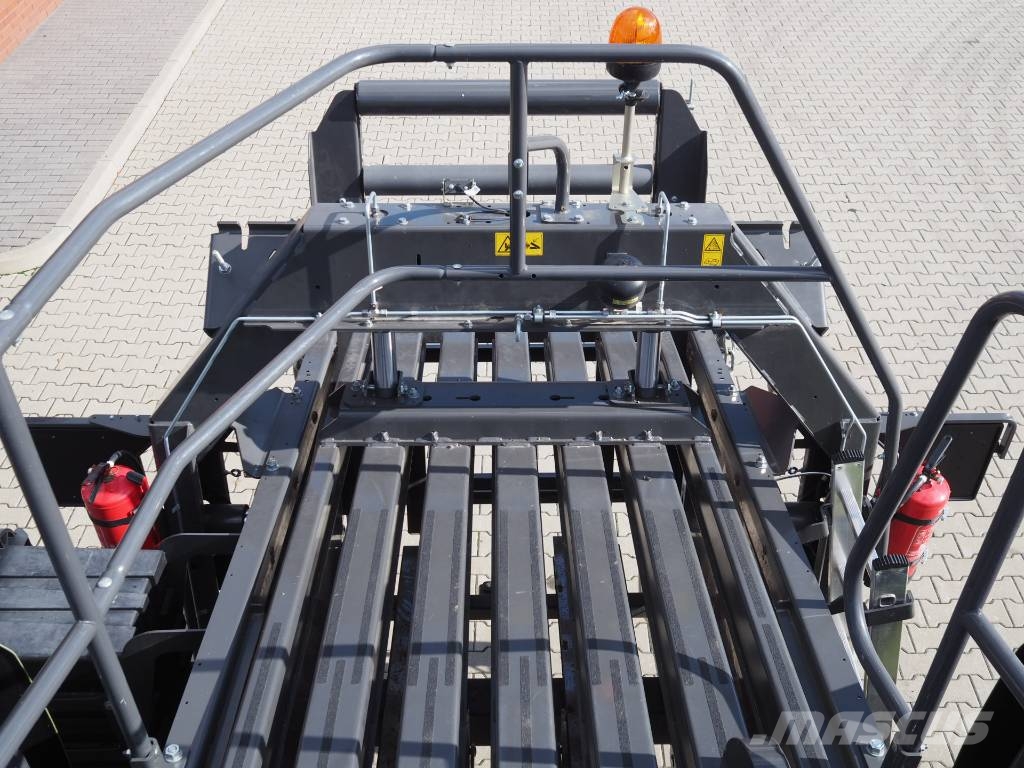 CLAAS QUADRANT 5300 FV EVOLUTION Тюковые пресс-подборщики