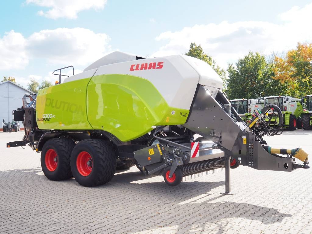 CLAAS QUADRANT 5300 FV EVOLUTION Тюковые пресс-подборщики