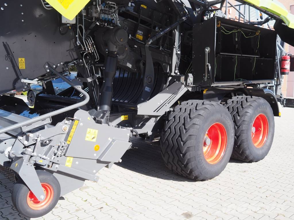 CLAAS QUADRANT 5300 FV EVOLUTION Тюковые пресс-подборщики