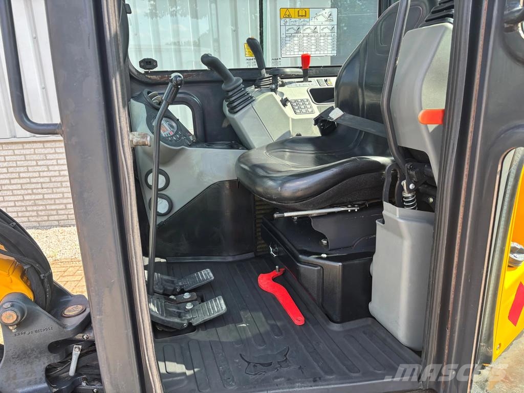 Bobcat E26 EM mini excavator, 2017 year, 3x buckets!! Mini excavators < 7t (Mini diggers)