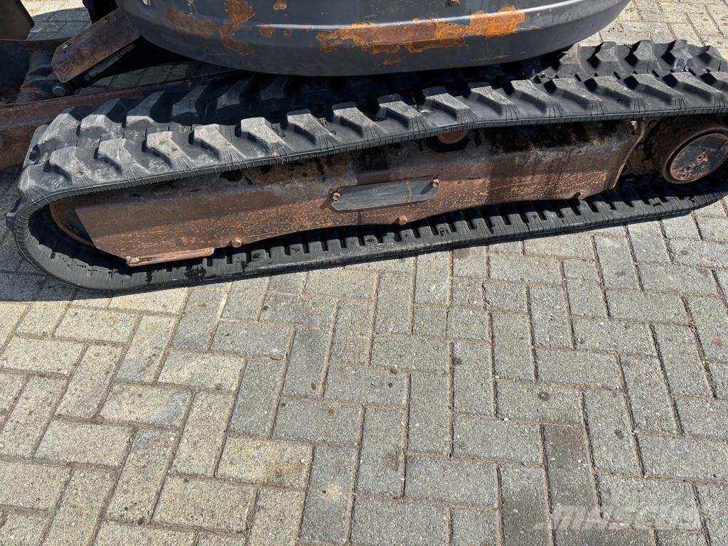 Bobcat E26 EM mini excavator, 2017 year, 3x buckets!! Mini excavators < 7t (Mini diggers)
