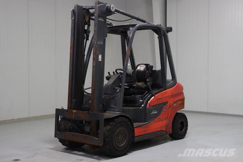 Linde H30D-01 شاحنات الديزل