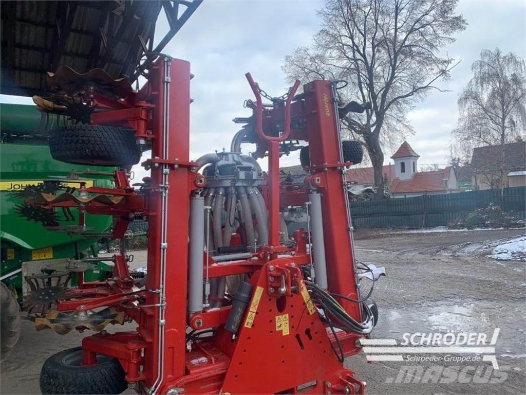 Evers STRIP-TILL INJEKTOR QUARTER 8-600 Rasturači đubriva