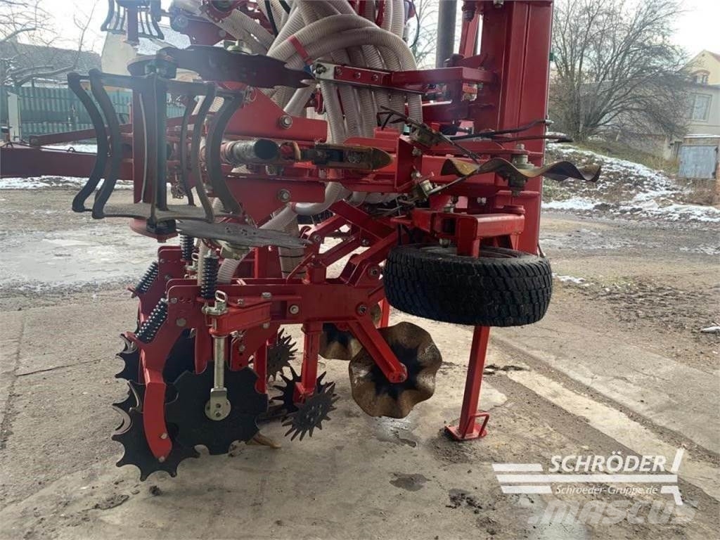 Evers STRIP-TILL INJEKTOR QUARTER 8-600 Rasturači đubriva