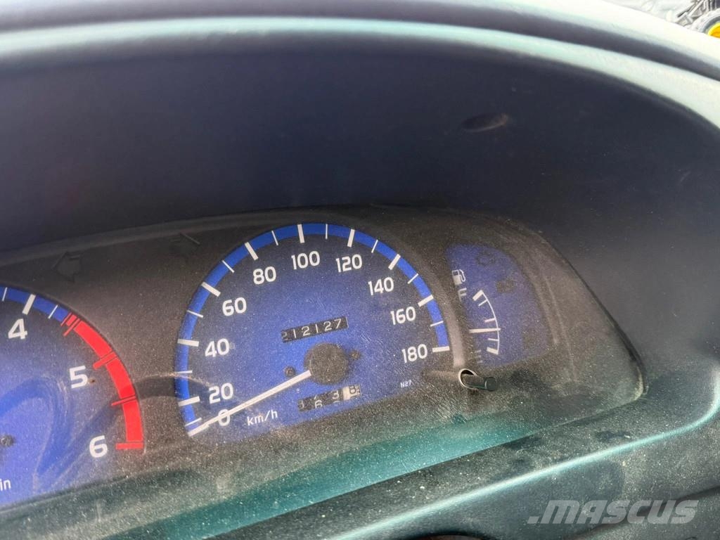 Toyota Hilux 2.4TD 4x4 Steel Suspension Pick Up Manual Ge Carros