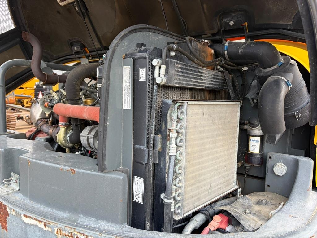 Wacker Neuson ET145 Roomikekskavaatorid