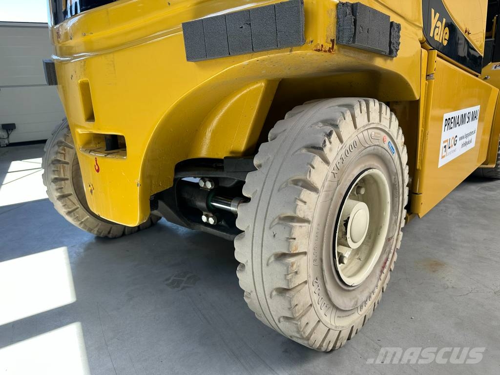 Yale ERP50VME2570 شاحنات ذات رافعات شوكية تعمل بالكهرباء