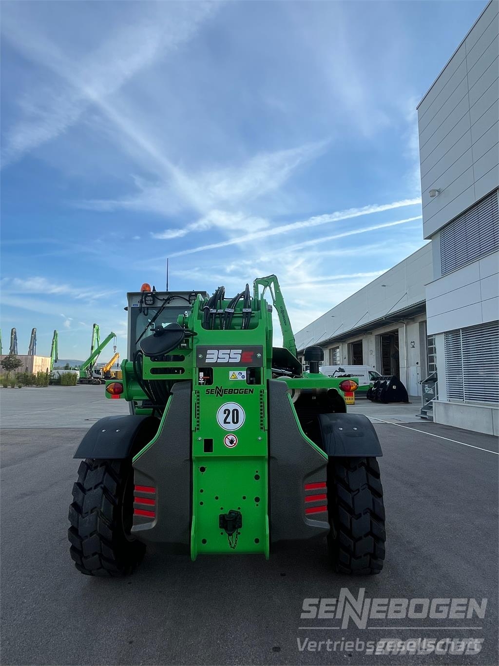 Sennebogen 355 M مناولات متداخلة