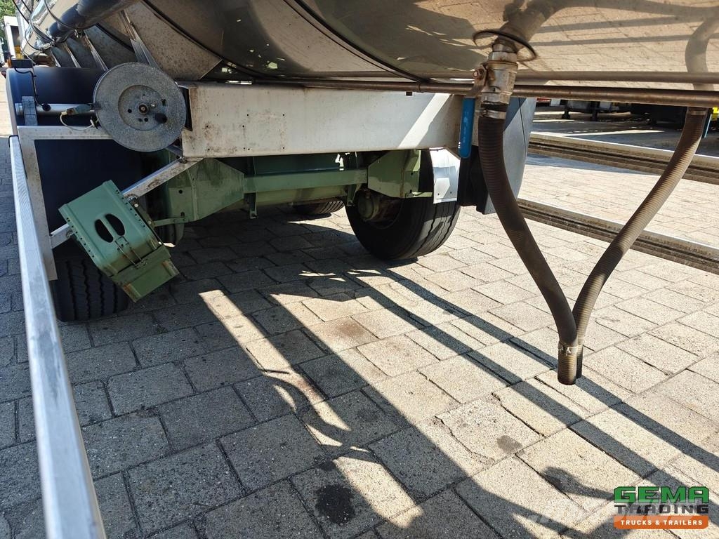 Parcisa C8122 Insulated Stainless Steel Tank 35,50 罐體半拖車