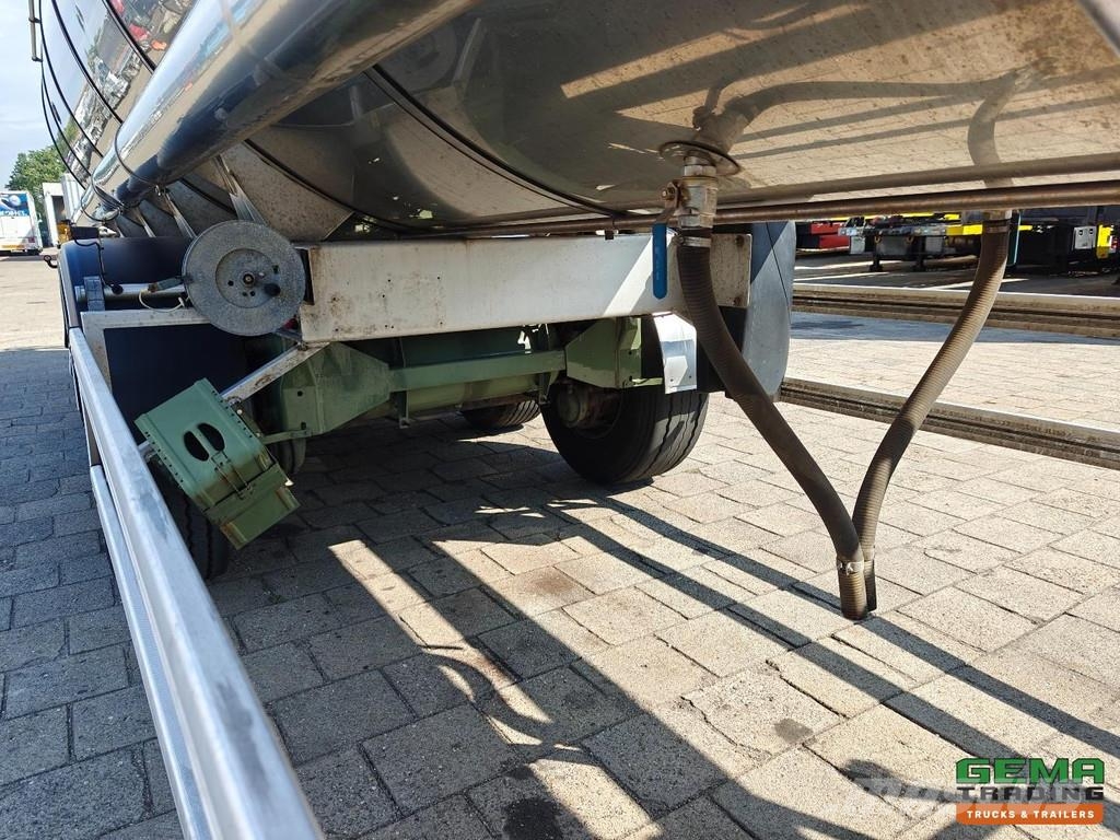 Parcisa C8122 Insulated Stainless Steel Tank 35,50 罐體半拖車