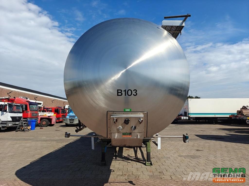 Parcisa C8122 Insulated Stainless Steel Tank 35,50 罐體半拖車