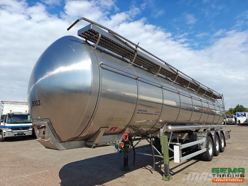 Parcisa C8122 Insulated Stainless Steel Tank 35,50 罐體半拖車