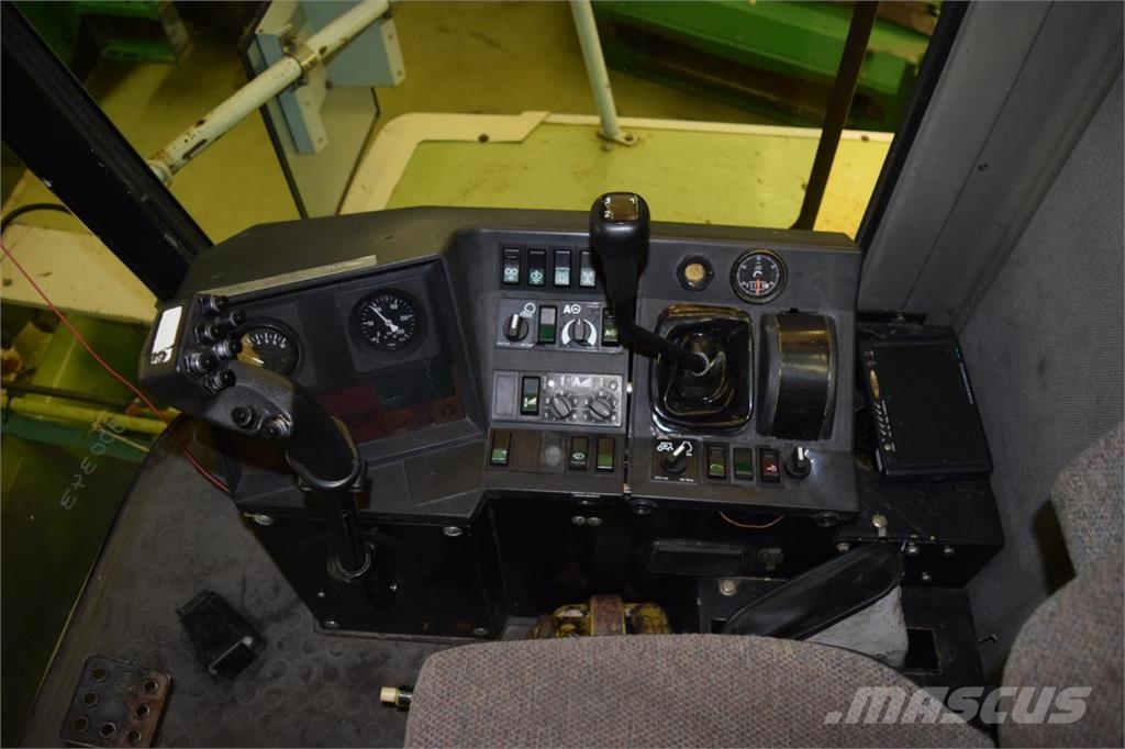 CLAAS Jaguar 860 Selbstfahrende Häcksler