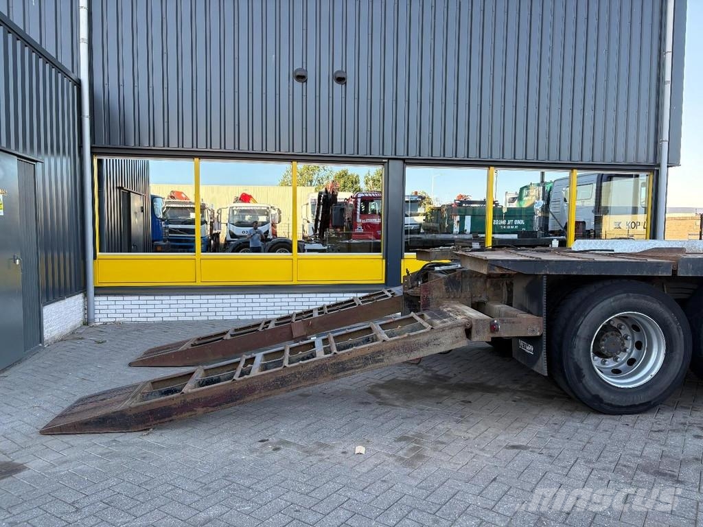 Volvo FM12 .420 + hydrolic ramps + 8x4 + manual + spring Camiones portacoches