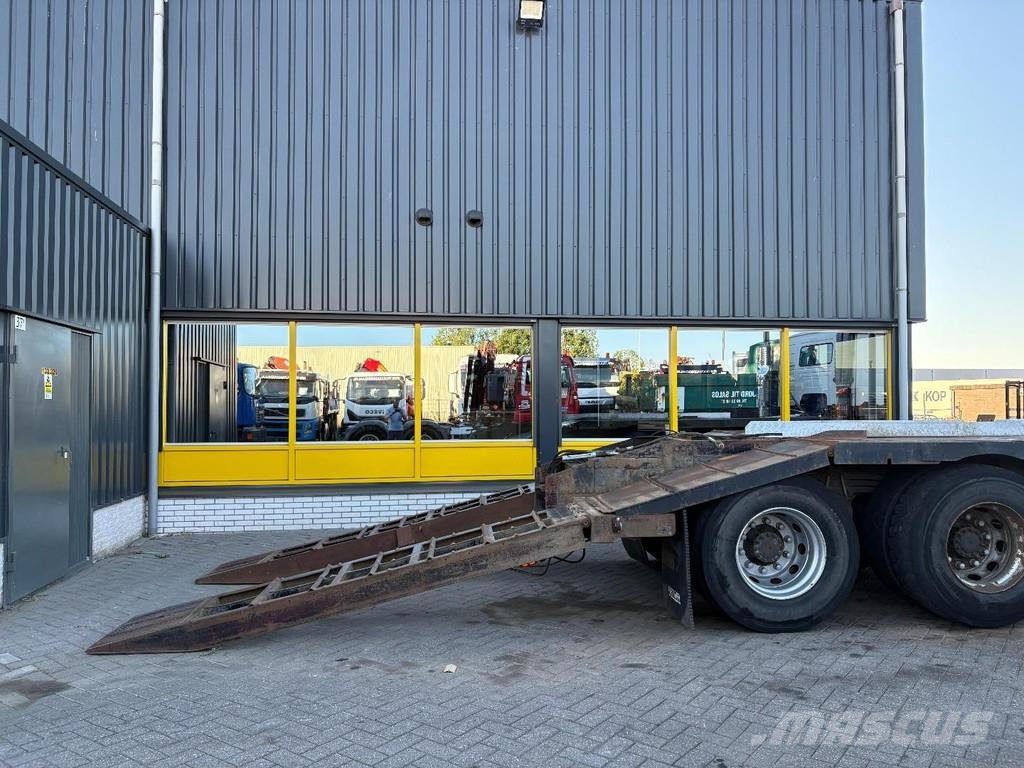 Volvo FM12 .420 + hydrolic ramps + 8x4 + manual + spring Camiones portacoches