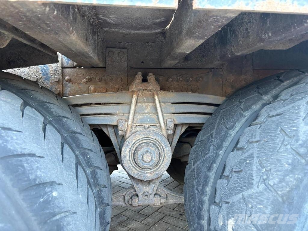 Volvo FM12 .420 + hydrolic ramps + 8x4 + manual + spring Camiones portacoches
