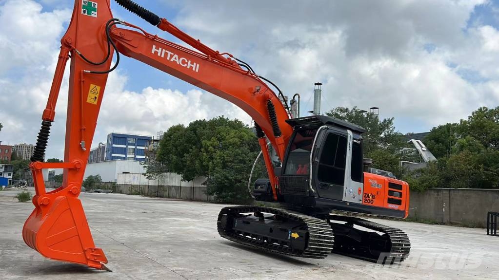 Hitachi ZX 200-3 G Εκσκαφείς με ερπύστριες