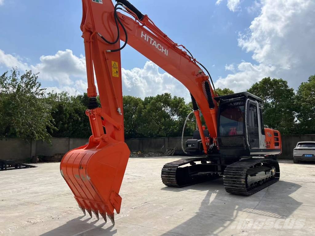 Hitachi ZX 200-3 G Εκσκαφείς με ερπύστριες