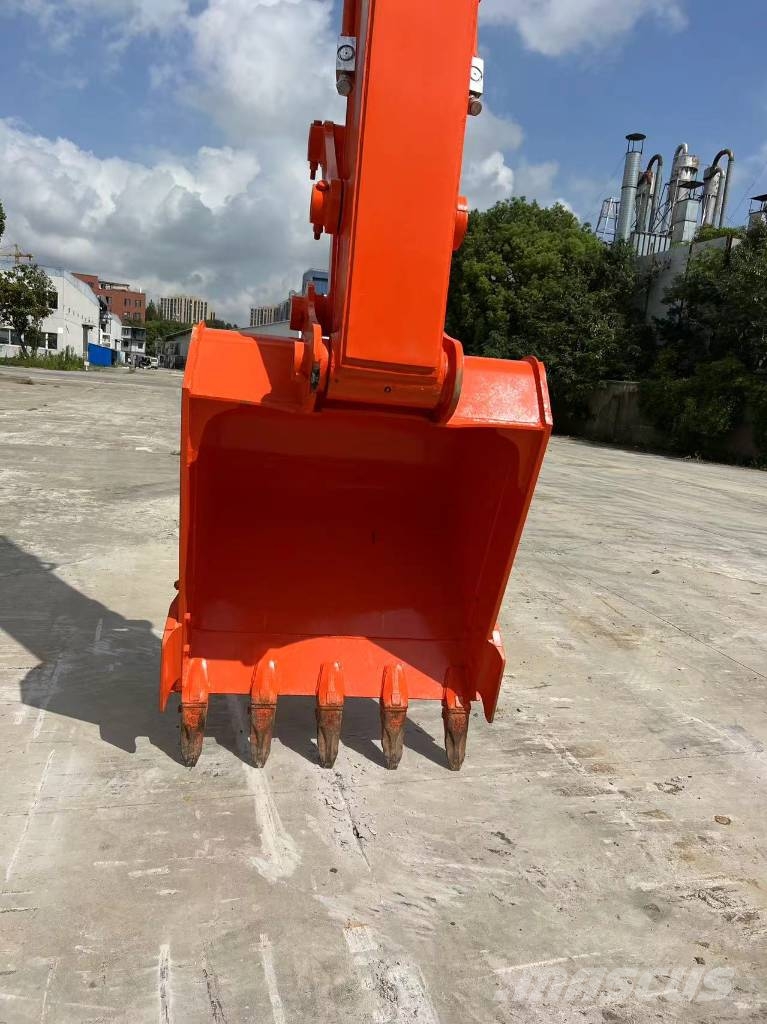 Hitachi ZX 200-3 G Εκσκαφείς με ερπύστριες